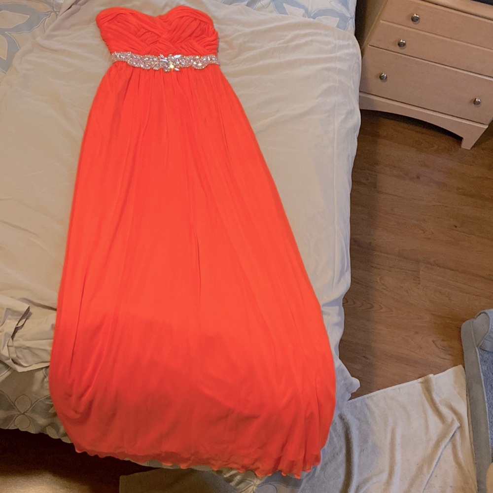 Jodi Kristopher, size 3, coral